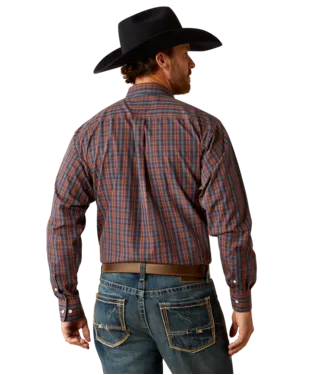 ARIAT WRINKLE FREE LONG SLEEVE CLASSIC FIT SHIRT