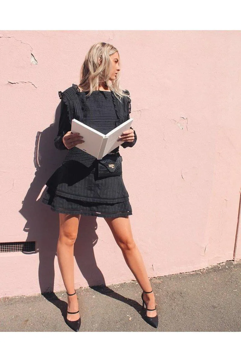 Ciel Detailed Long Sleeve Mini Dress in Black