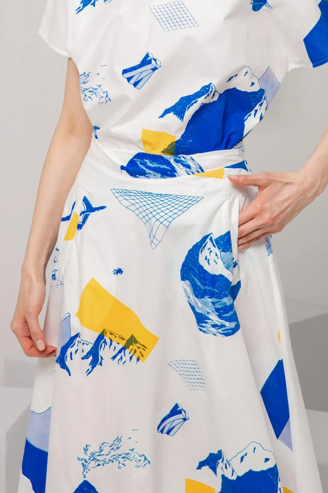 Erin Midi Skirt