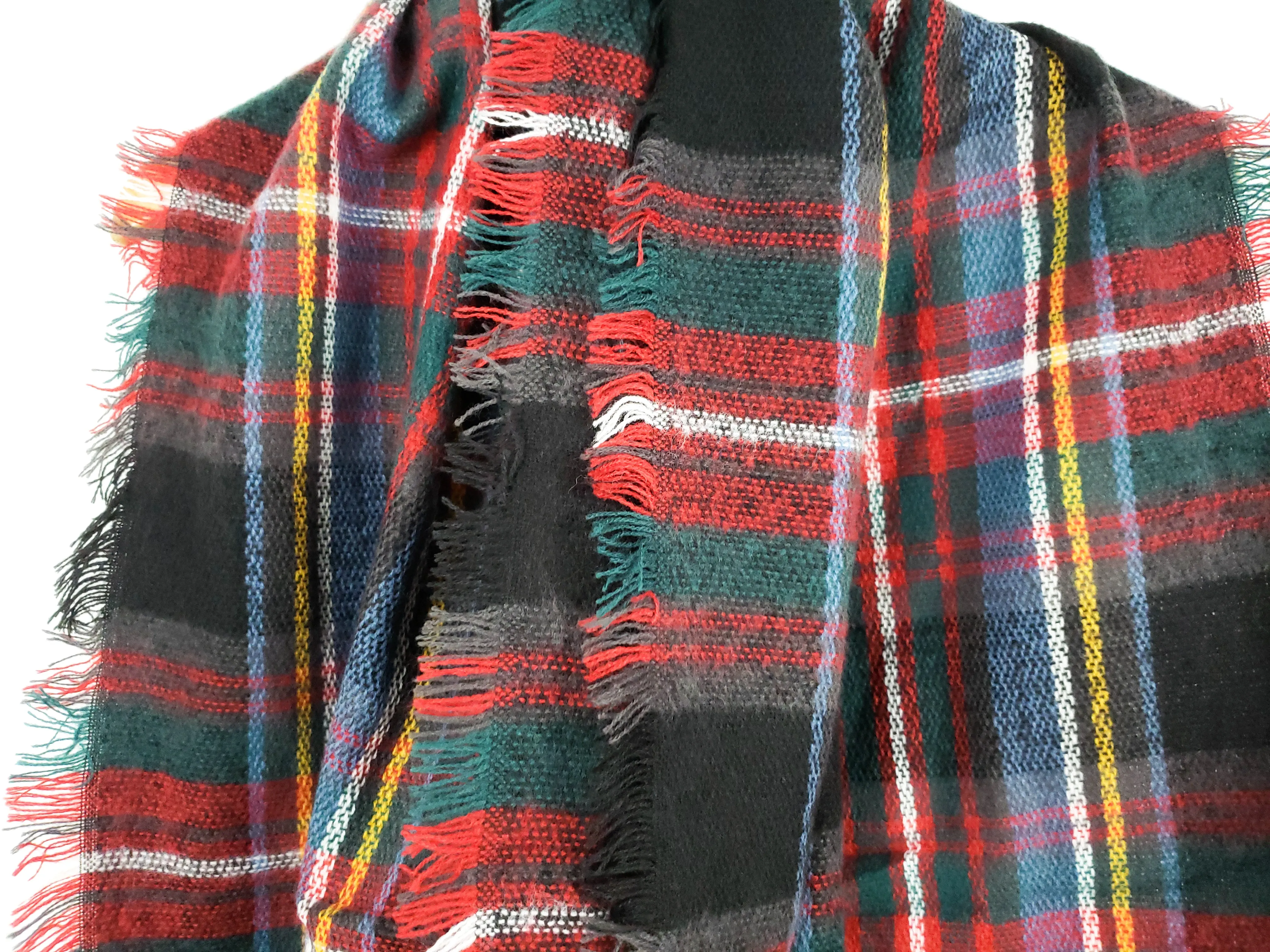 Fireside Plaid Scarf (Black)