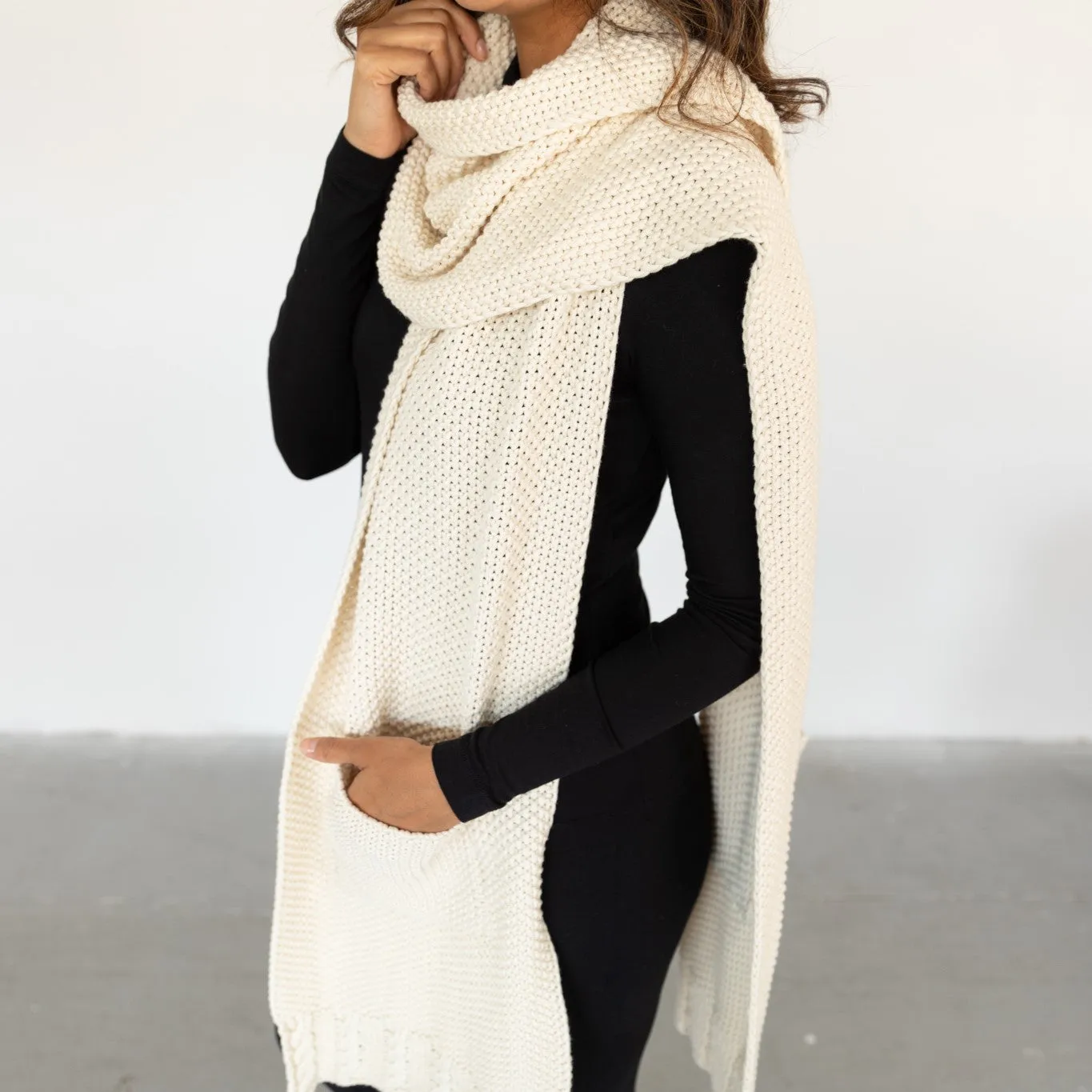 Organic Cotton Knit Scarf with Pockets