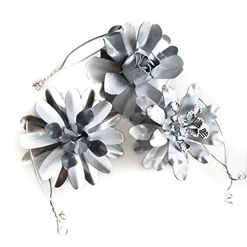 Small Ornament Set White and Silver Tone