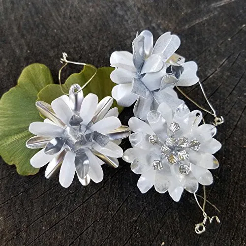 Small Ornament Set White and Silver Tone