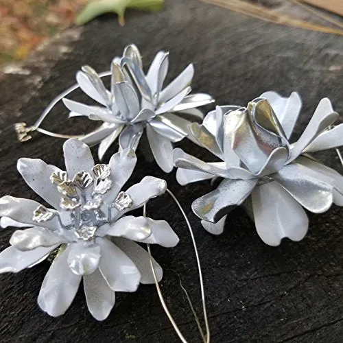 Small Ornament Set White and Silver Tone