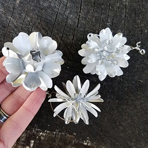Small Ornament Set White and Silver Tone