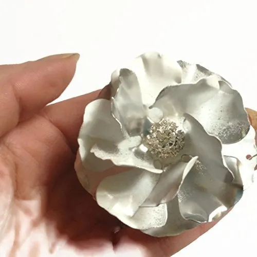 Victorian White and Silver