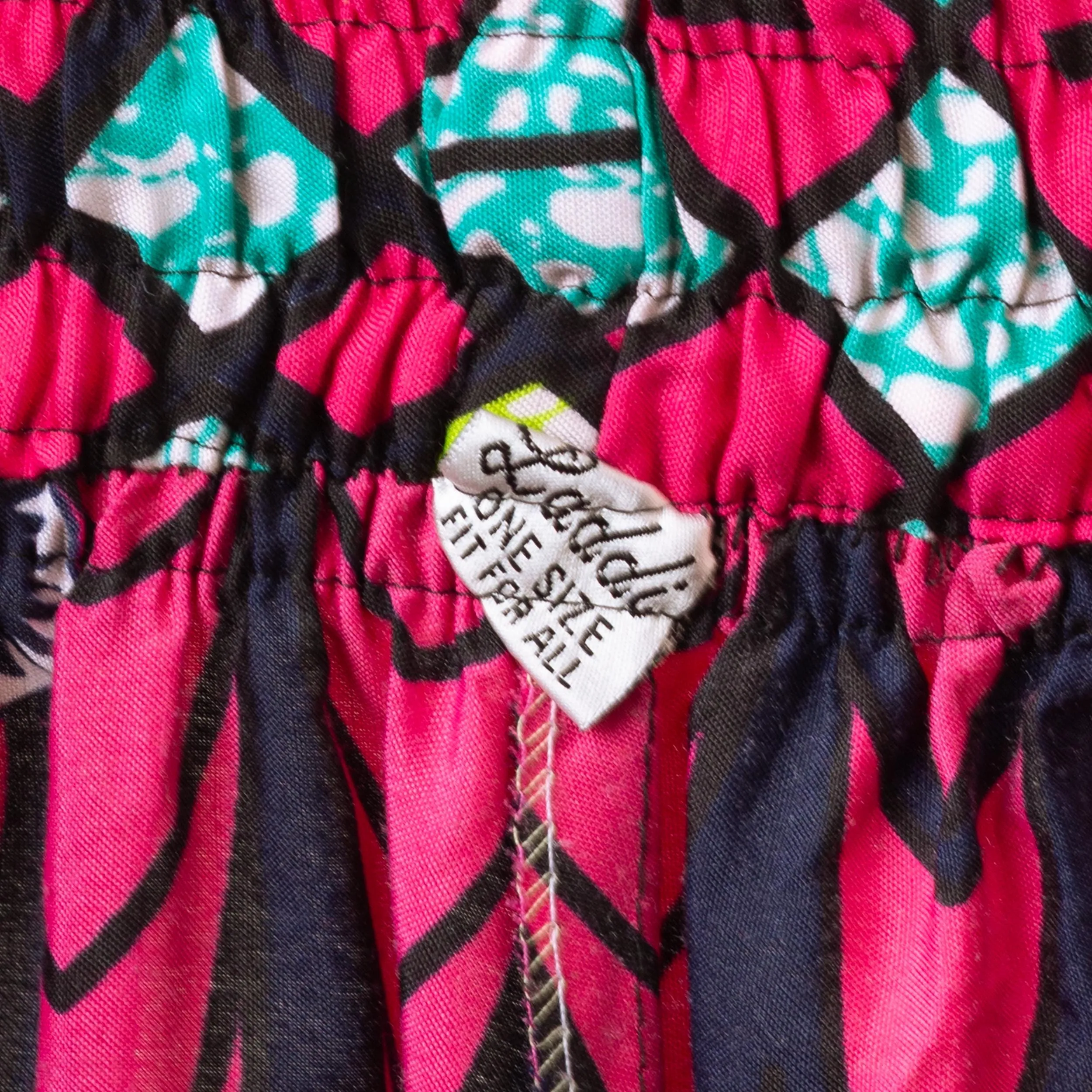 Vintage Y2K African Ankara Print Maxi Skirt - Small to Large